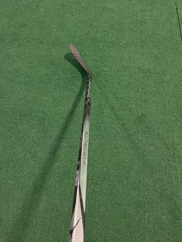 Senior Left Hand P92 Pro Stock Supreme UltraSonic Hockey Stick