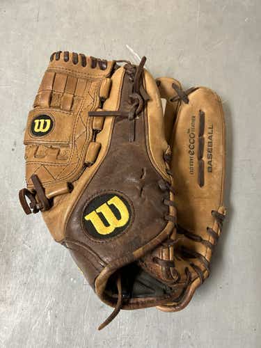 Used Wilson A1k-0 12" Fielders Gloves