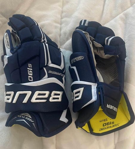 Used Bauer Supreme s190 Gloves 15"