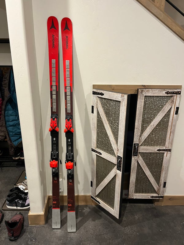 Used 2022 Racing With Bindings Max Din 16 Redster FIS SG Skis