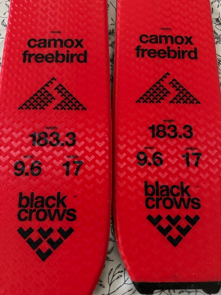 Used Unisex 2023 Black Crows 183 cm All Mountain Camox Freebird Skis Without Bindings
