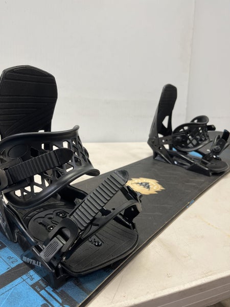 Snowboard Matrix Void 157 Cm Avec Fixations Project M - Occasion Ex-location, état à Vérifier, Pour Intermédiaire