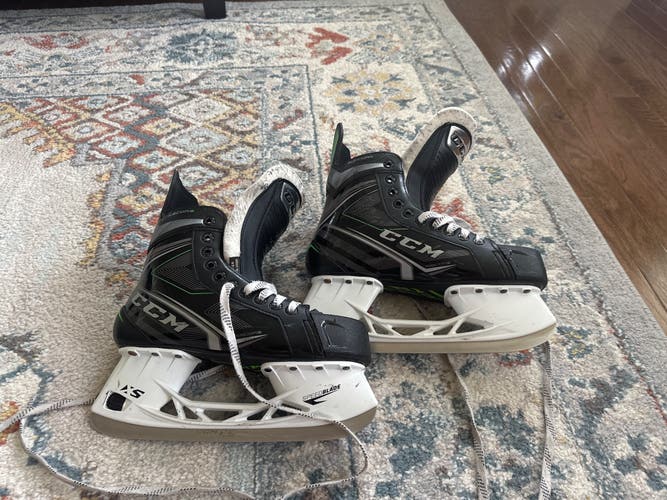 Used CCM Regular Width 7 RibCor 86K Hockey Skates