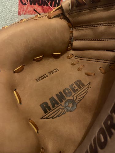 New Worth Ranger Catcher's 32.5" Catchers Glove LHT