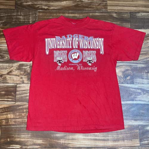 Vintage Wisconsin Badgers Shirt Mens L Red University Football Team Spellout Tee