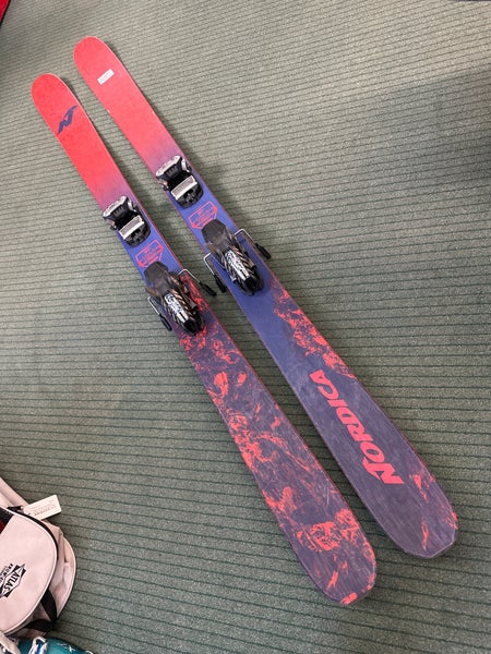 185cm Nordica Enforcer w/ Marker Griffon 13 Bindings