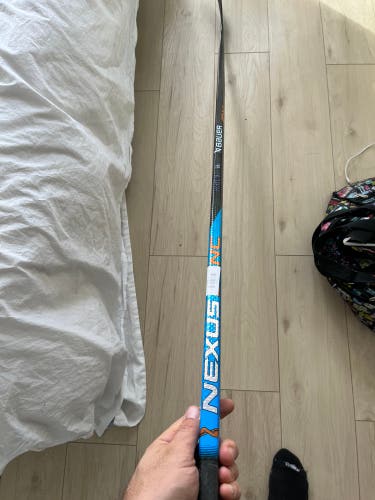 NEW BAUER NEXUS SYNC P92 - LIE 5 - 87 FLEX - RH