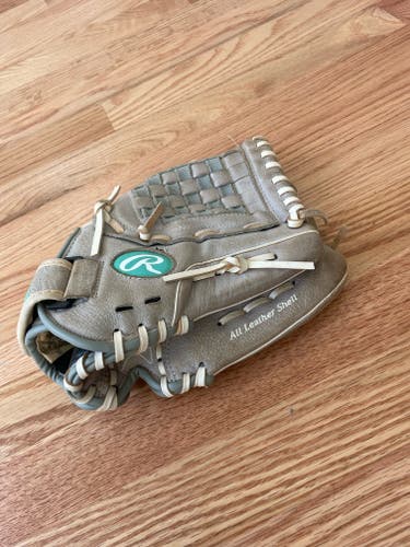 Used Right Hand Throw Rawlings Sure Catch Softball Glove 11.5"
