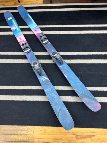 184cm Moment Wildcat 101 Skis w/Look Pivot 12 Bindings