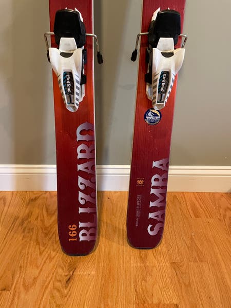 2015 Blizzard Samba Skis - Women's (166) With Marker Griffin