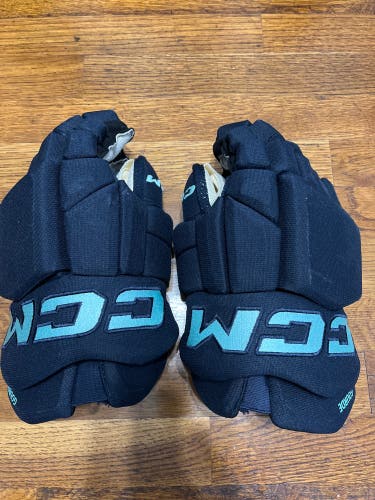 Yanni Gourde CCM 13" Pro Stock Gloves