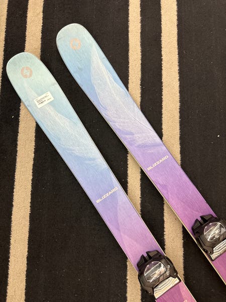 159cm Blizzard Black Pearl 88 Skis w/Tyrolia Attack 13 Bindings