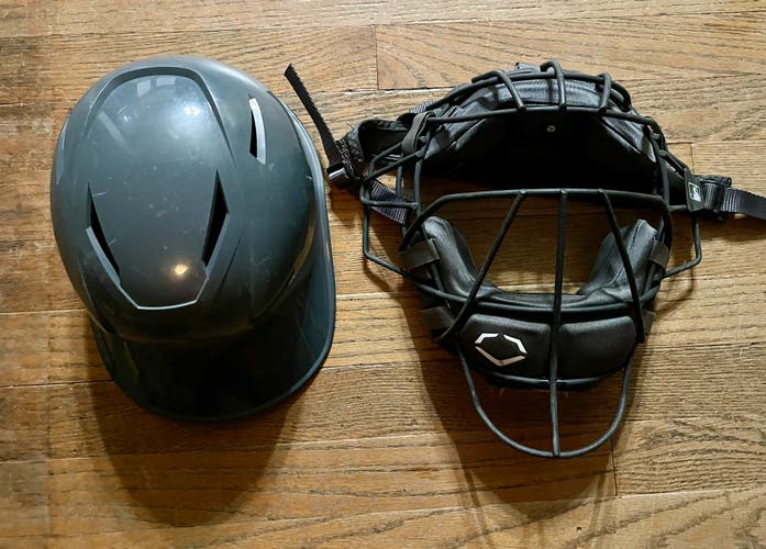 EvoShield PRO-SRZ™ CATCHER'S FACEMASK and PRO-SRZ™ VENTED SKULL CAP