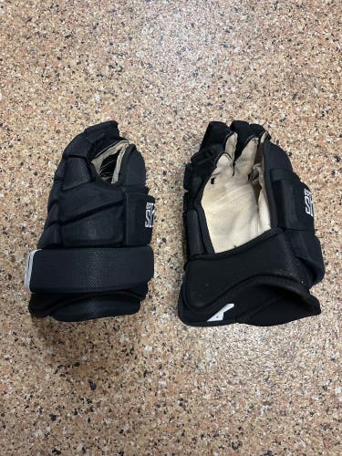 HS Co. Hockey Gloves