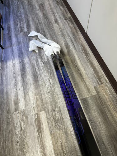 (2 Pack)New Left Hand P28 Trigger 8 75 Pro Hockey Stick