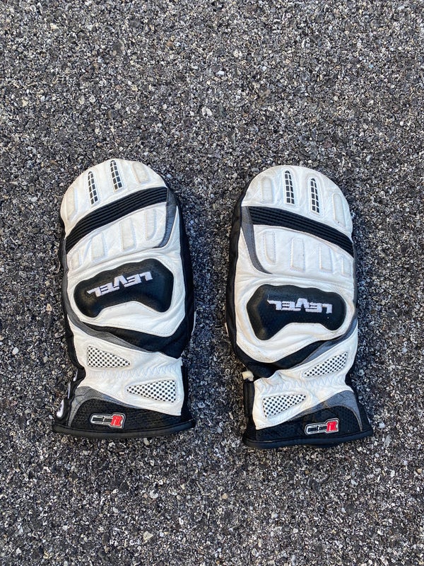 Used Large Level Race Mittens