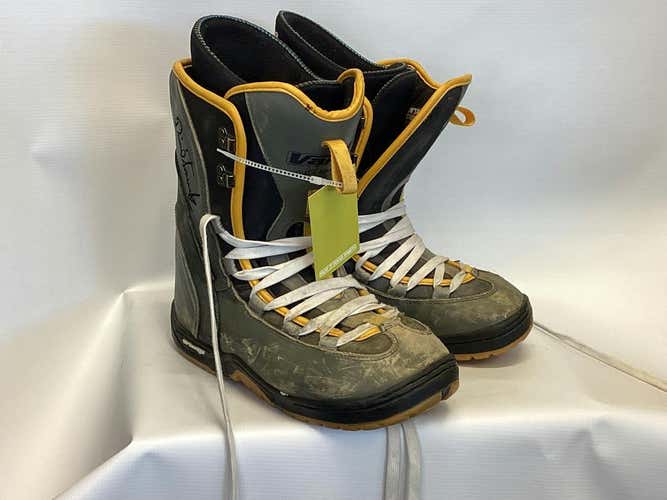 Used Vans World Traveler Snwbrd Boots Senior 11 Men's Snowboard Boots