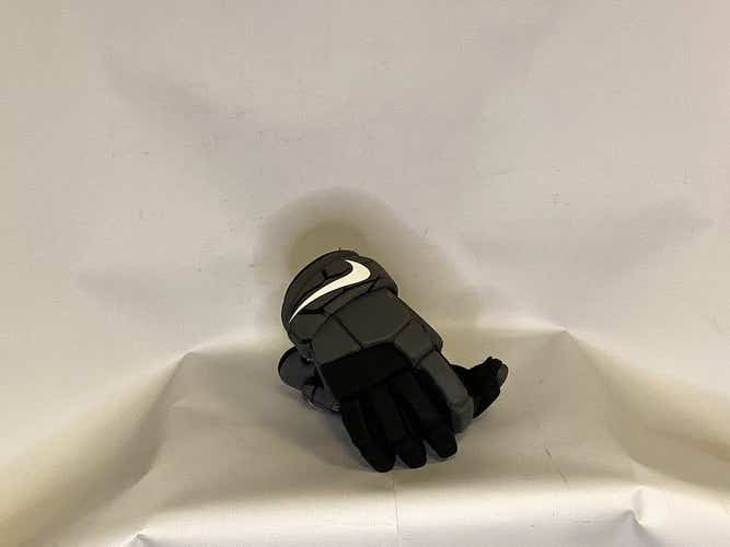 Used Nike Lacrosse Protective Gloves Sm Junior Lacrosse Gloves