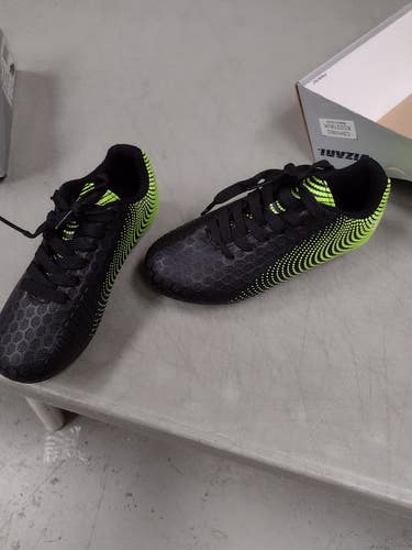 Vizari Unisex Soccer-Shoes | Black/Green | VZSE90009Y-3