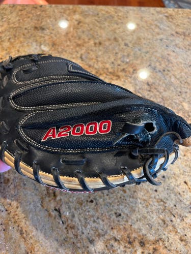 2021 Catcher's 33.5" A2000 Baseball Glove
