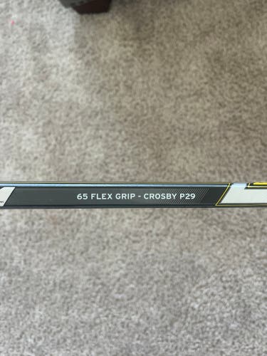 Intermediate Left Hand P29 Super Tacks 9280 Hockey Stick