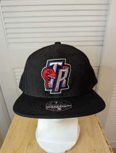 NWS Toronto Raptors Mitchell & Ness Fitted Hat 7 1/2 NBA