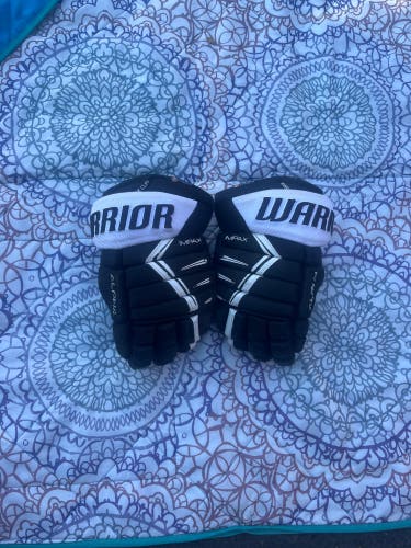 Warrior 10" Alpha DX Pro Gloves