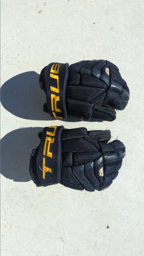 True XC7 Gloves 12". Navy Blue