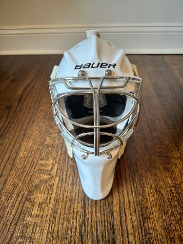 Like New Bauer 960 Goalie Mask (Used Only Twice)