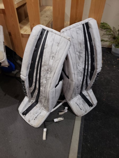 Used 32" Vaughn Ventus SLR Pro Goalie Leg Pads