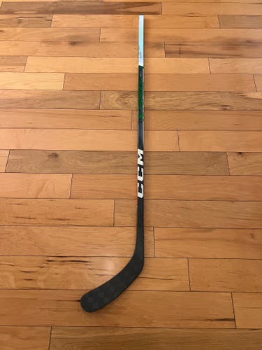 New CCM JetSpeed FT6 Pro (Green) Hockey Stick P29/75 Flex/Right Handed