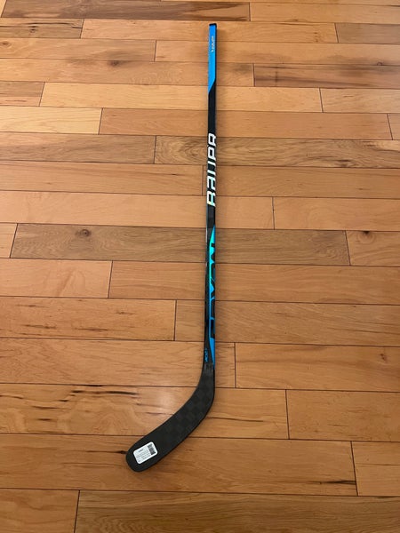 New Bauer Sync Hockey Stick P88/70 Flex/Right Handed