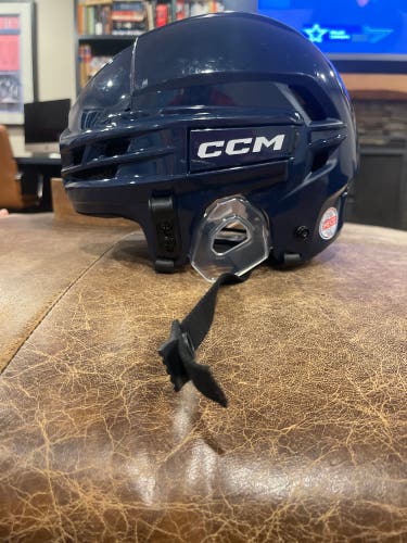 New Large CCM  tacks 720 Helmet