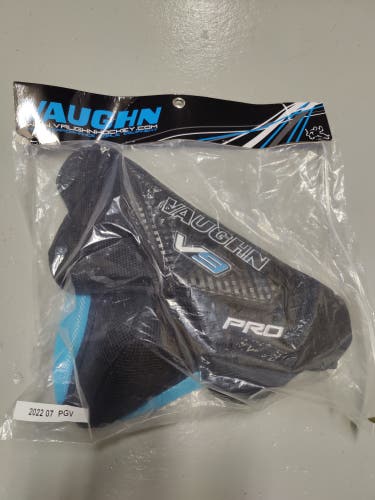 New Vaughn V9 senior pro goalie cup