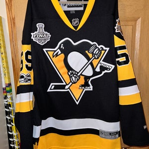 Pittsburg Penguins Jake Guentzel Jersey