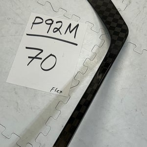 Senior(1x)Left Hand P92M 70 Flex PROBLACKSTOCK Pro Stock Nexus 2N Pro Hockey Stick