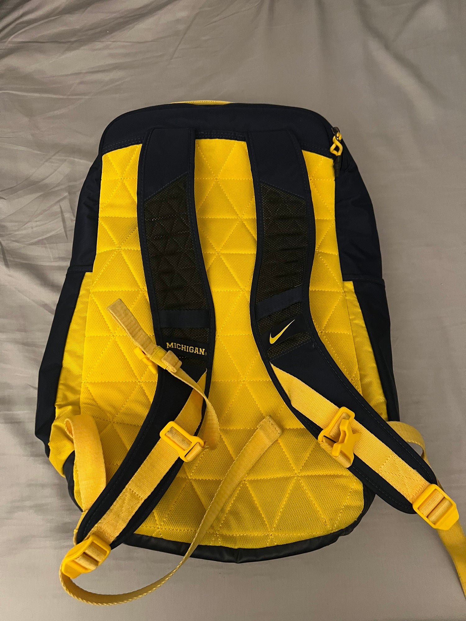 heritage vs settlement herschel backpacks Vachy Classic vs. Herschel Heritage Backpack Comparison Honest Review