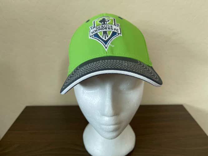 Seattle Sounders FC MLS MAJOR LEAGUE SOCCER Adidas Size S / M Flex Fit Cap Hat!