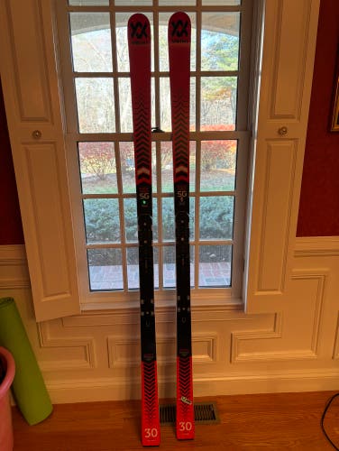 Volkl Racetiger SG 183