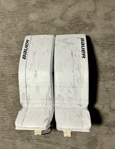 Used XL Bauer Gsx Goalie Leg Pads