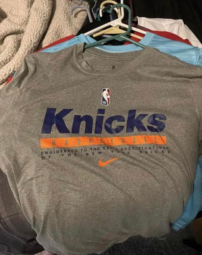 nike new york knicks shirt