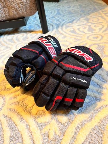 Bauer 10" Supreme Ignite Pro Gloves