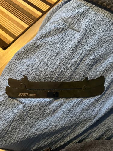 New CCM 263 mm Step Blacksteel