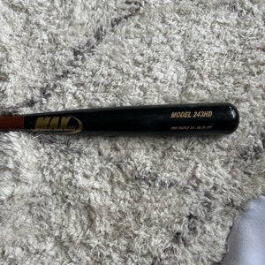 Max bat 243 34”