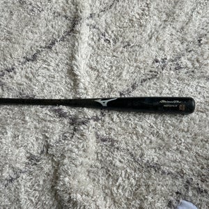 Mizuno pro 271 33”