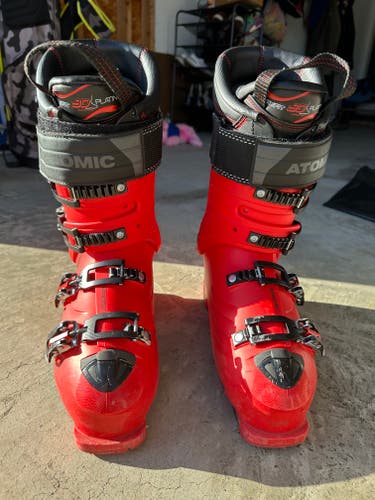 Men's Used Atomic All Mountain Hawx Prime 120 Ski Boots Stiff Flex