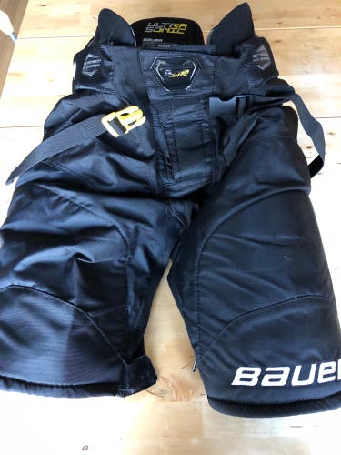 New Bauer Supreme Ultrasonic Hockey Pants Intermediate Medium