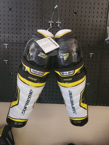 Senior New Bauer Supreme 2S Pro 15" Shin Pads
