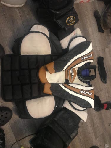 Brown L/XL Chest Protecter