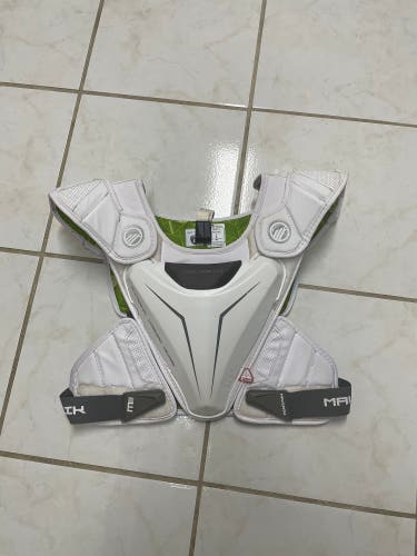 Used Large Maverik M5 Shoulder Pads